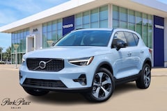 2026 Volvo XC40 B4 Plus SUV