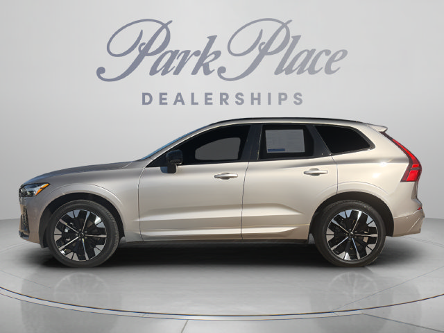 New 2026 Volvo XC60 B5 Plus SUV
