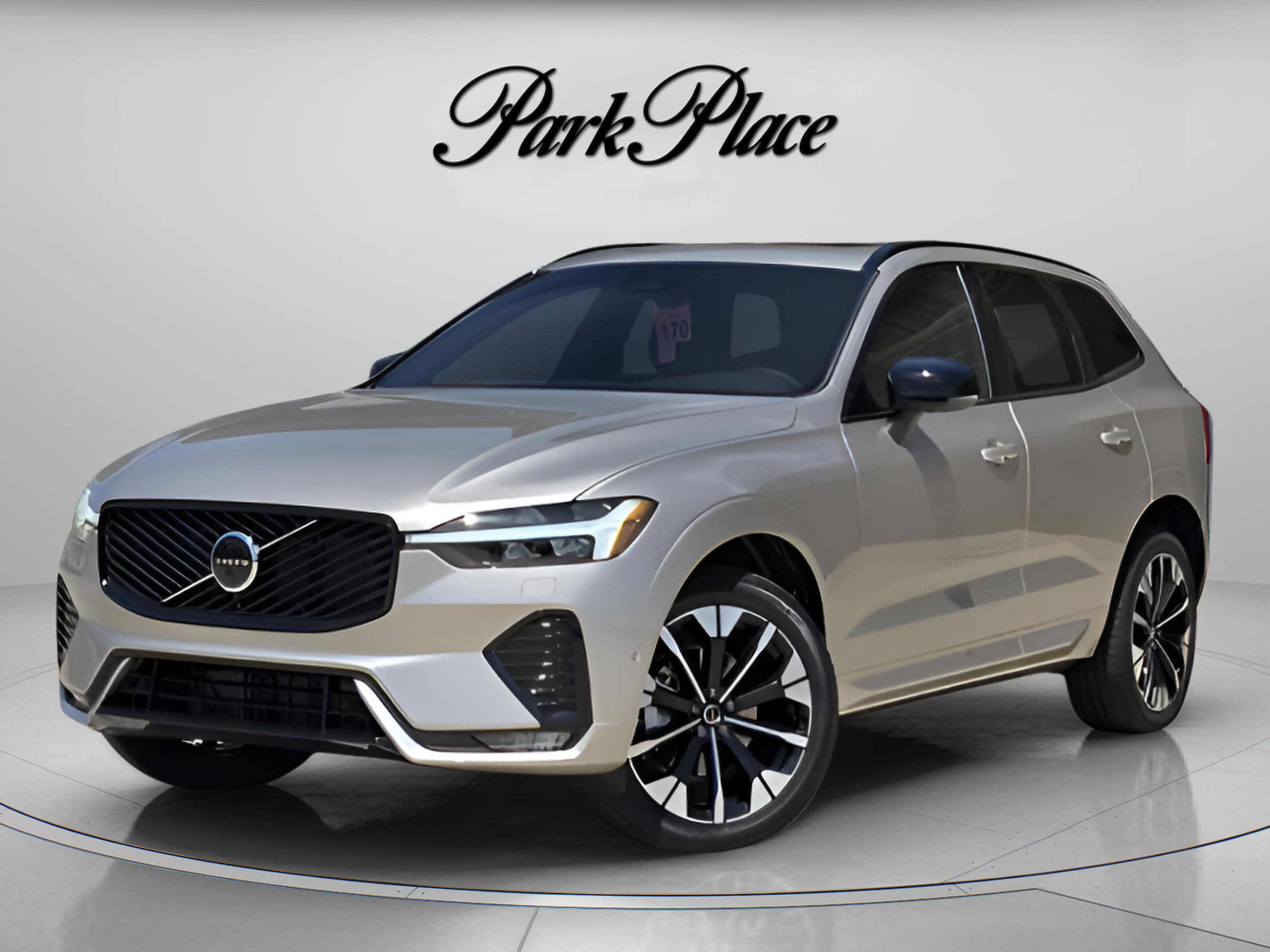 2026 Volvo XC60 B5 Plus Dark AWD's photo