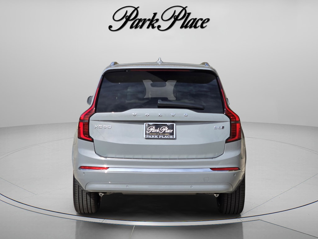 New 2026 Volvo XC90 B6 Plus 7-Seater SUV