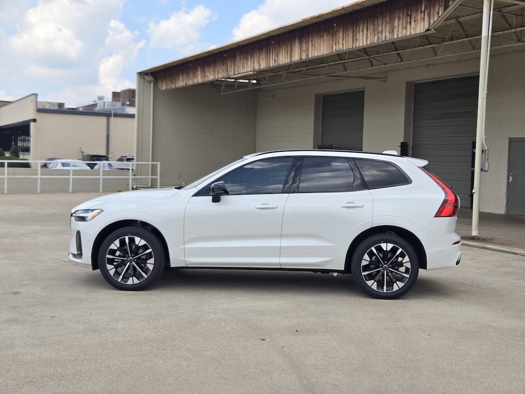 New 2026 Volvo XC60 B5 Plus SUV