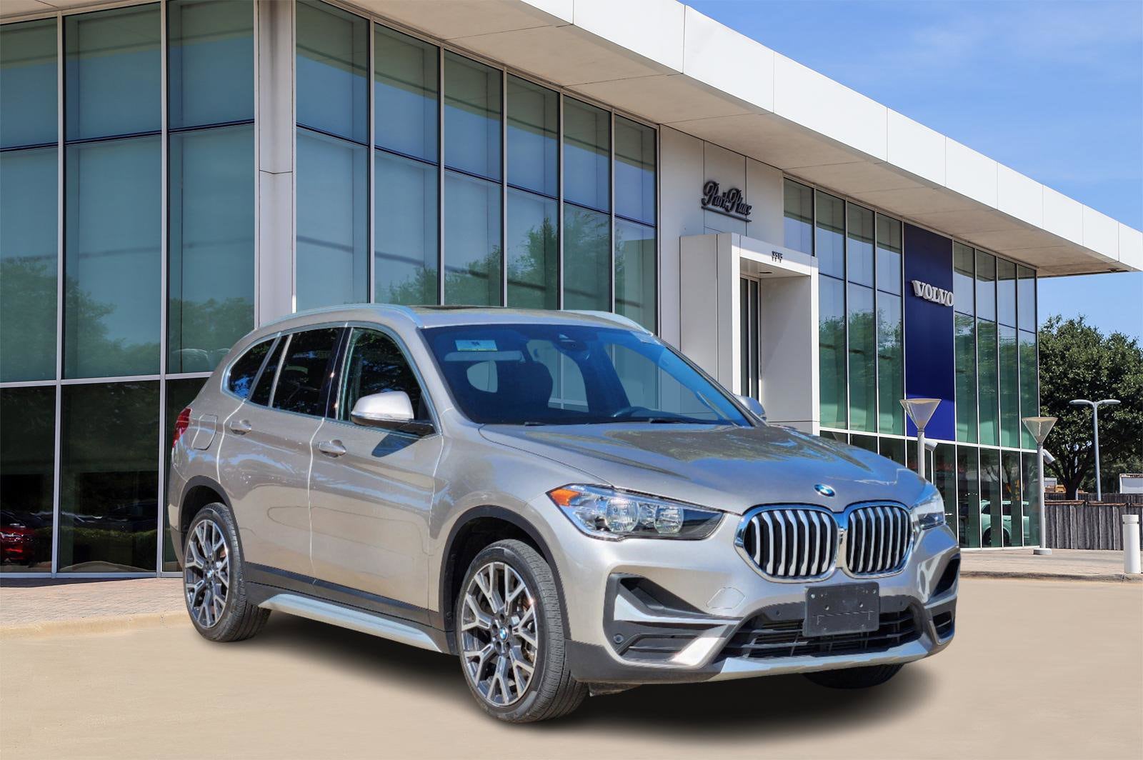 Used 2022 BMW X1 28i with VIN WBXJG7C0XN5U65726 for sale in Dallas, TX