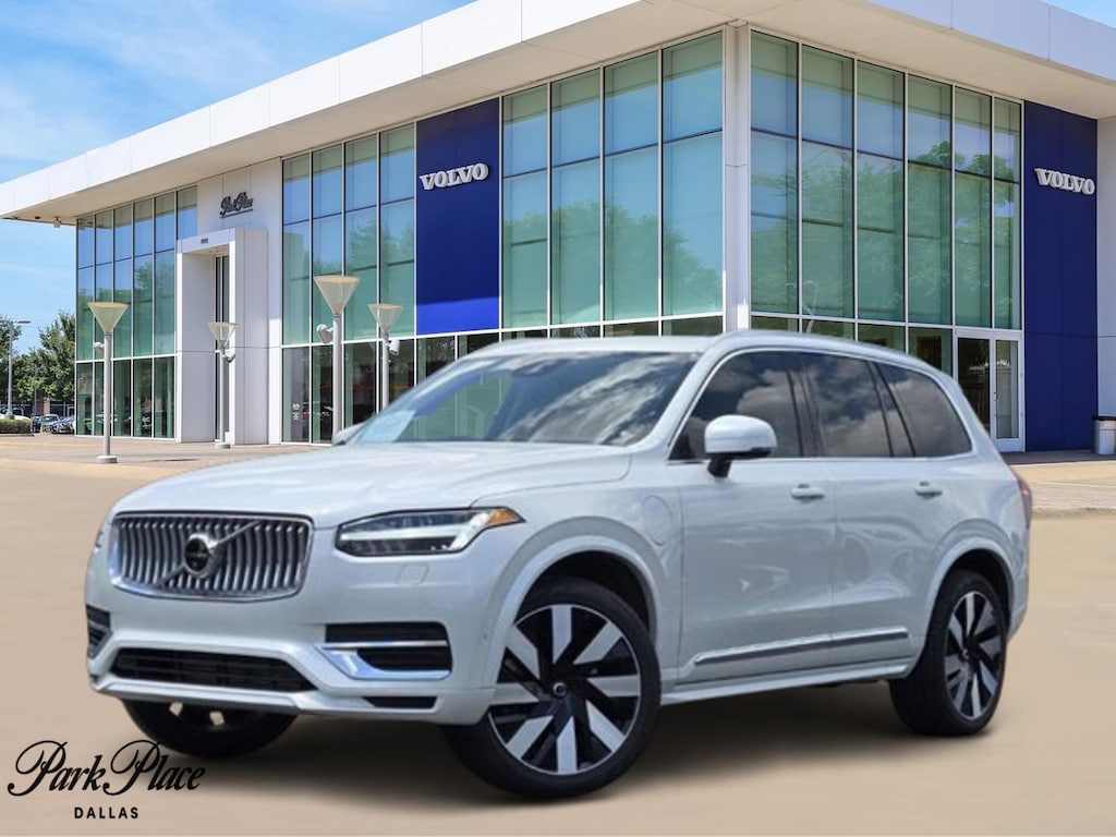 Used 2025 Volvo XC90 plug-in hybrid T8 Plus SUV