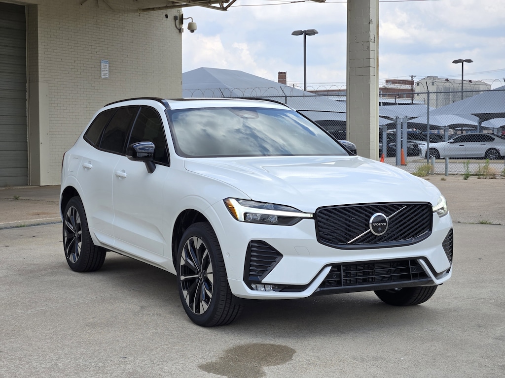 New 2026 Volvo XC60 B5 Plus SUV