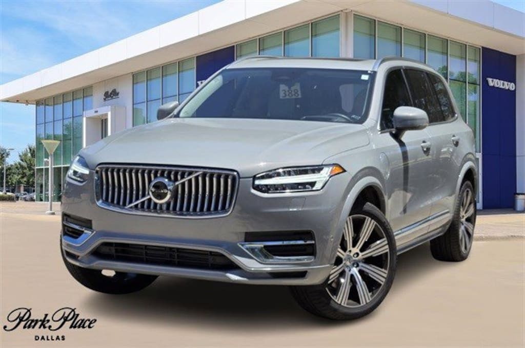 Certified 2025 Volvo XC90 plug-in hybrid T8 Ultra SUV