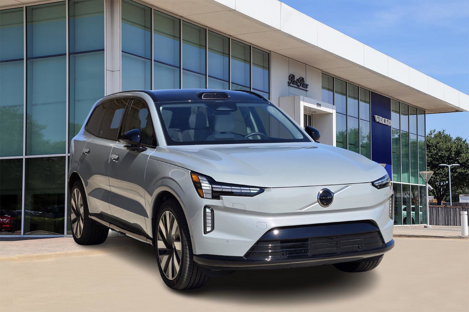 2025 Volvo EX90 Twin Motor Ultra photo 2