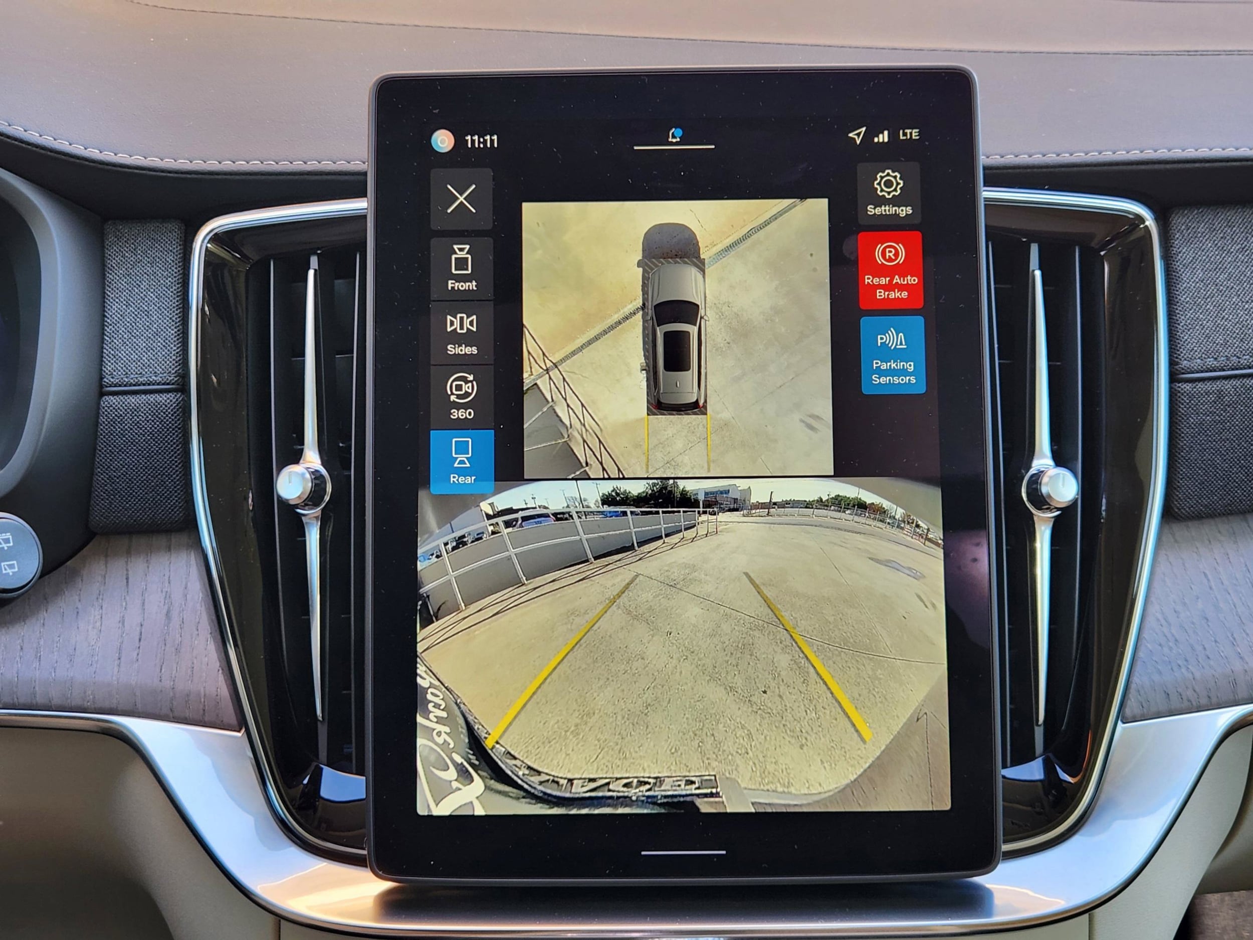 2026 Volvo XC90 Ultra - Photo 19