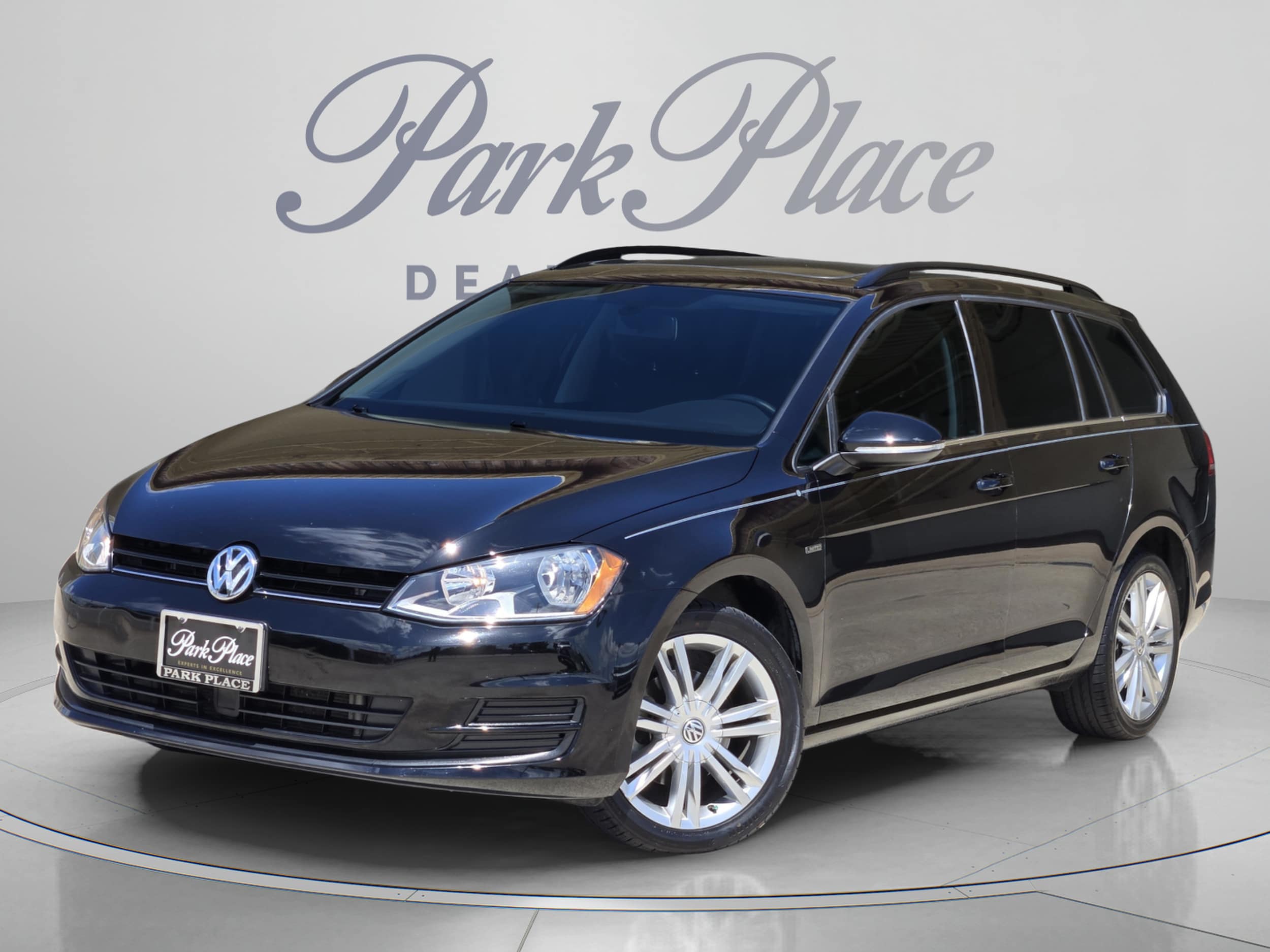 2016 Volkswagen Golf SportWagen TSI Limited Edition's photo