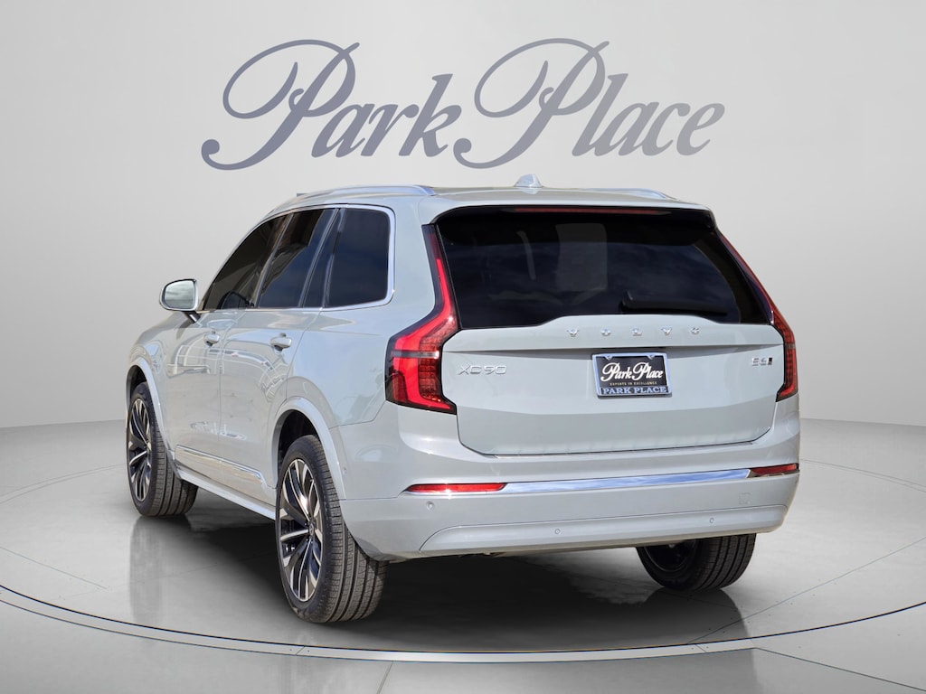 New 2026 Volvo XC90 B6 Plus 7-Seater SUV