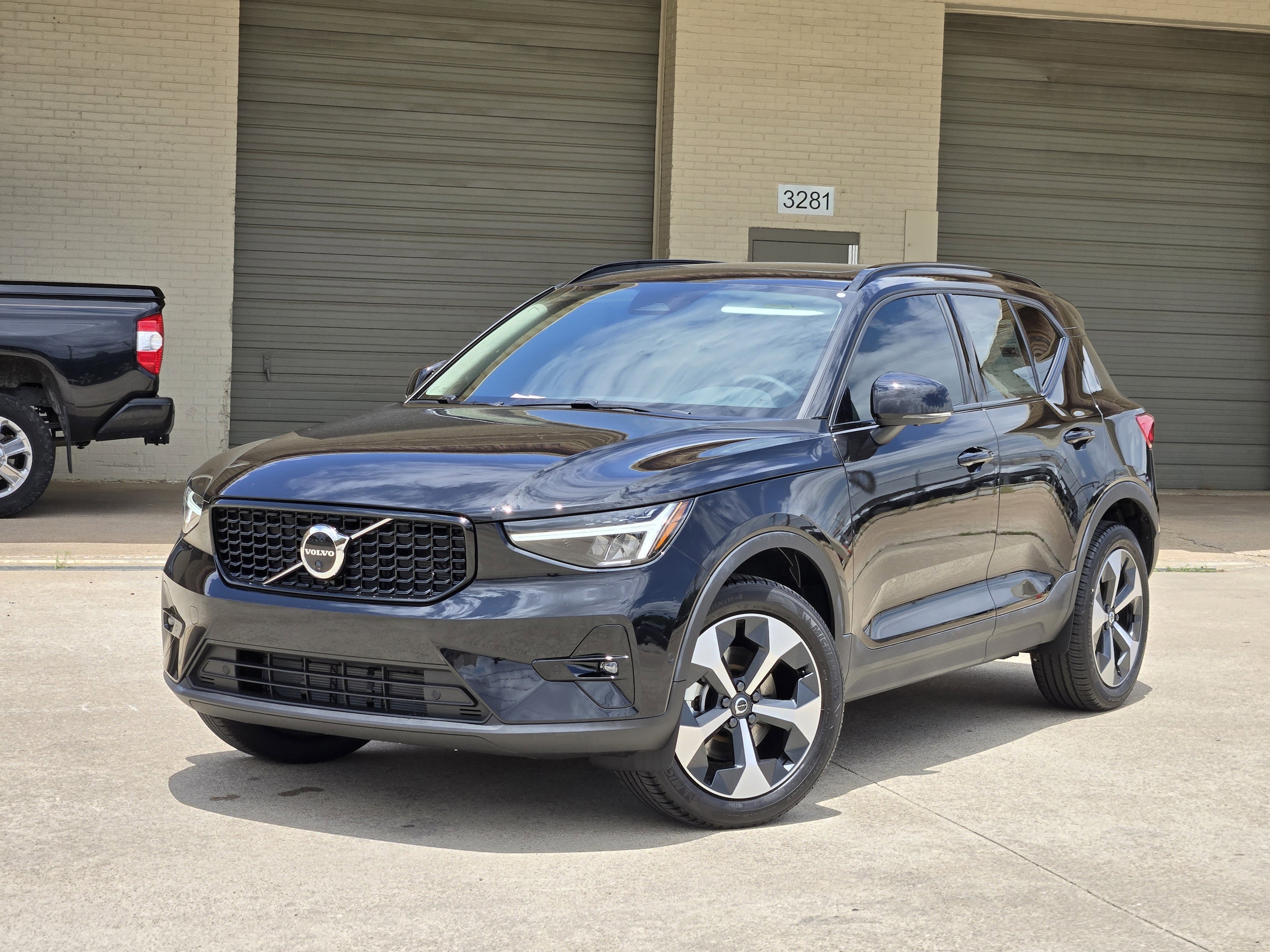 2026 Volvo XC40's photo