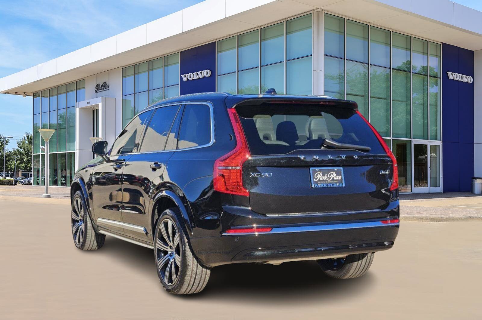 2025 Volvo XC90 Plus photo 4