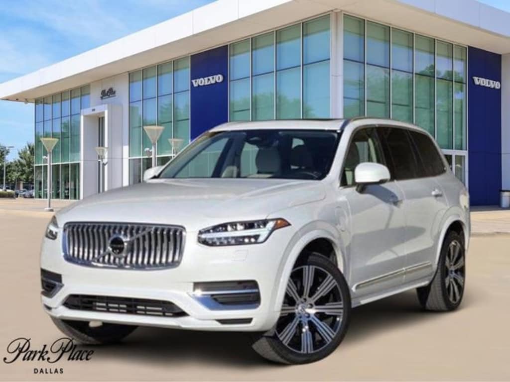 New 2025 Volvo XC90 plug-in hybrid T8 Plus 7-Seater SUV