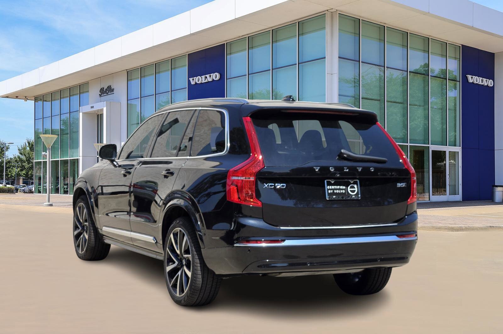 2025 Volvo XC90 Plus photo 4