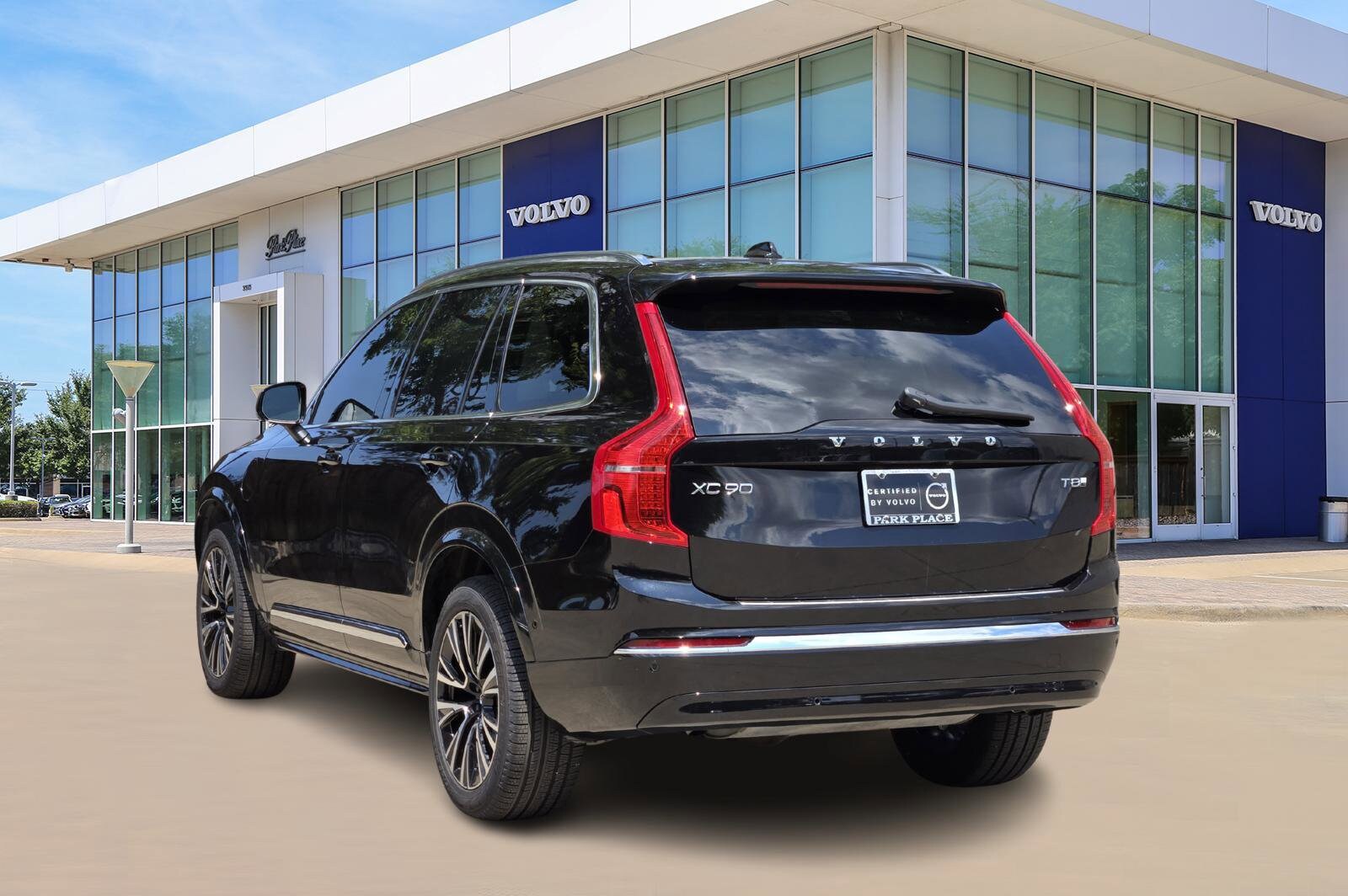2025 Volvo XC90 Plus photo 4