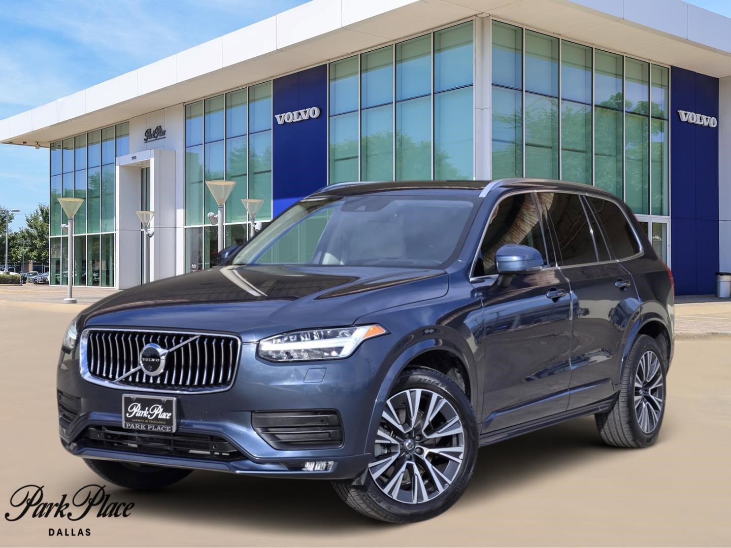 2021 Volvo XC90 Base's photo