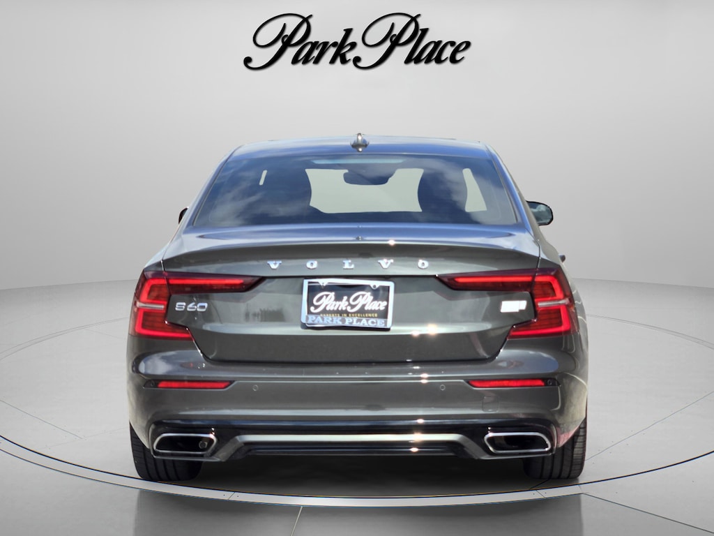 Certified 2022 Volvo S60 Recharge Plug-In Hybrid T8 R-Design Expression Sedan