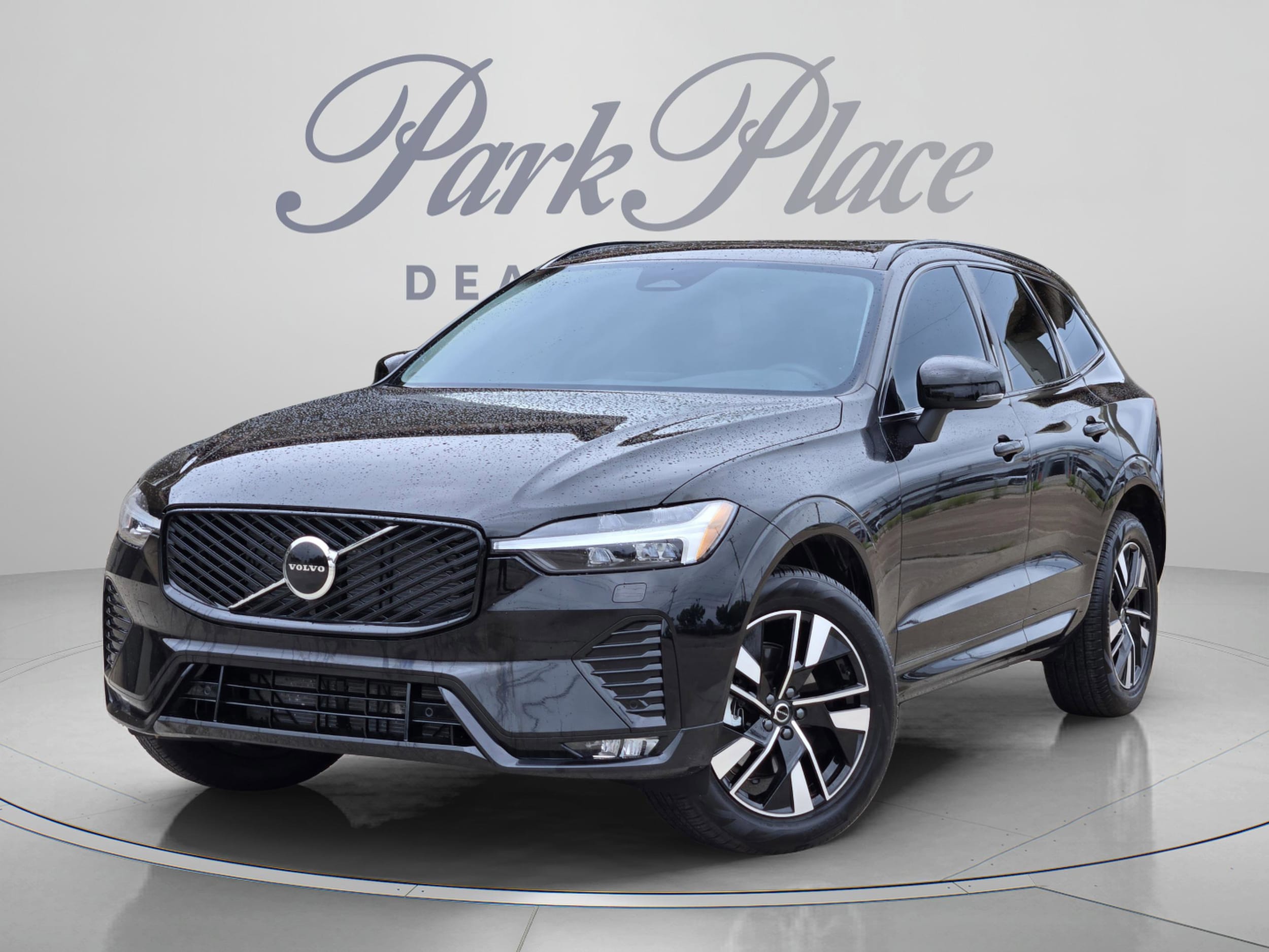 2026 Volvo XC60 B5 Core Dark AWD's photo