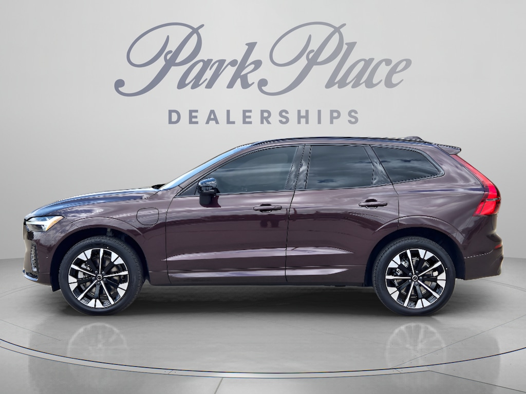 New 2026 Volvo XC60 plug-in hybrid T8 Plus SUV