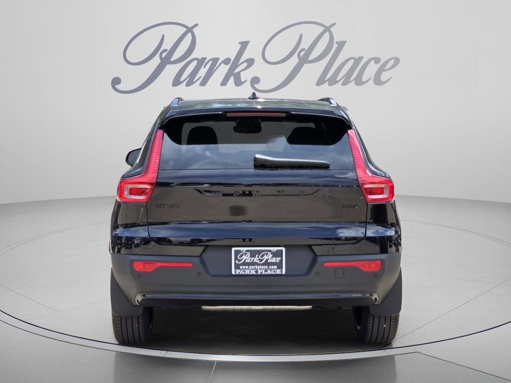 New 2026 Volvo XC40 B5 Ultra Black Edition SUV
