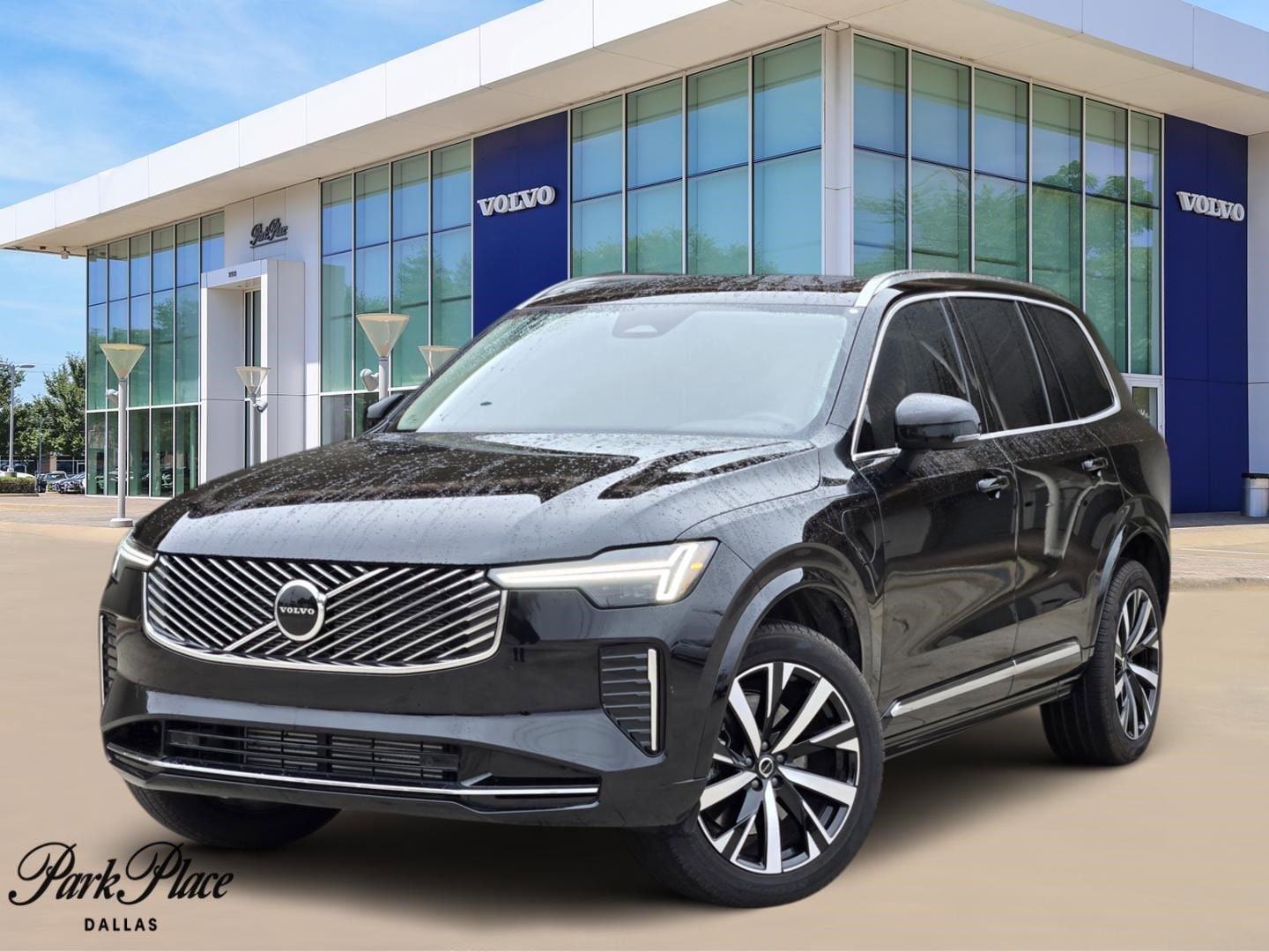 2025 Volvo XC90 Core's photo
