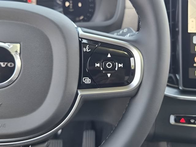 2026 Volvo XC90 Plus - Photo 24