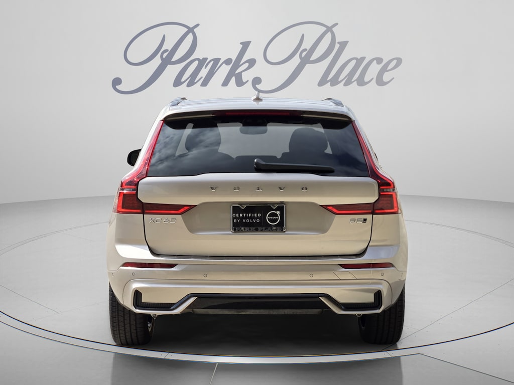 New 2026 Volvo XC60 B5 Plus SUV