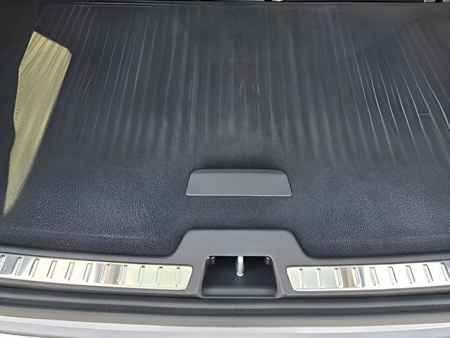 2026 Volvo XC90 Plus - Photo 27