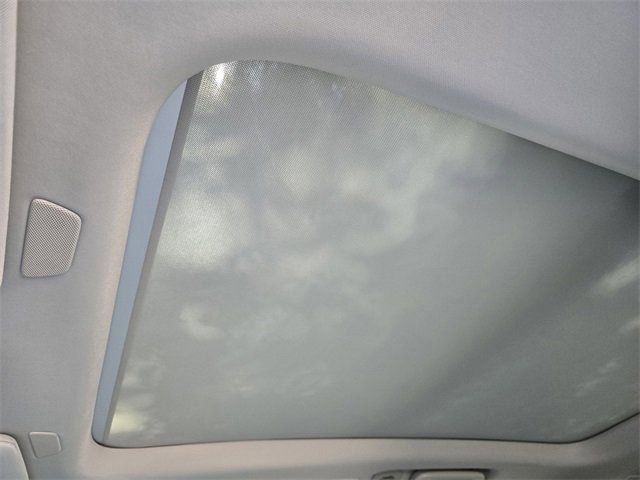 2025 Volvo XC90 Plus - Photo 33