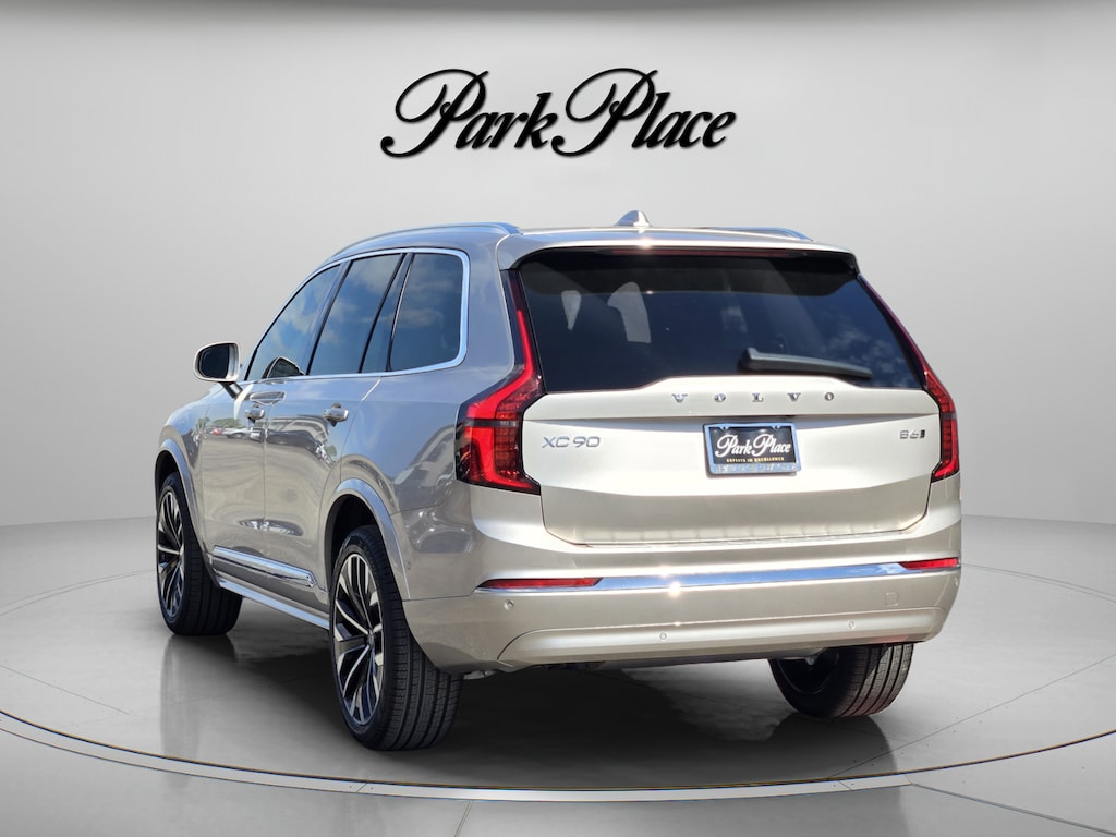 Used 2026 Volvo XC90 B6 Plus 7-Seater SUV