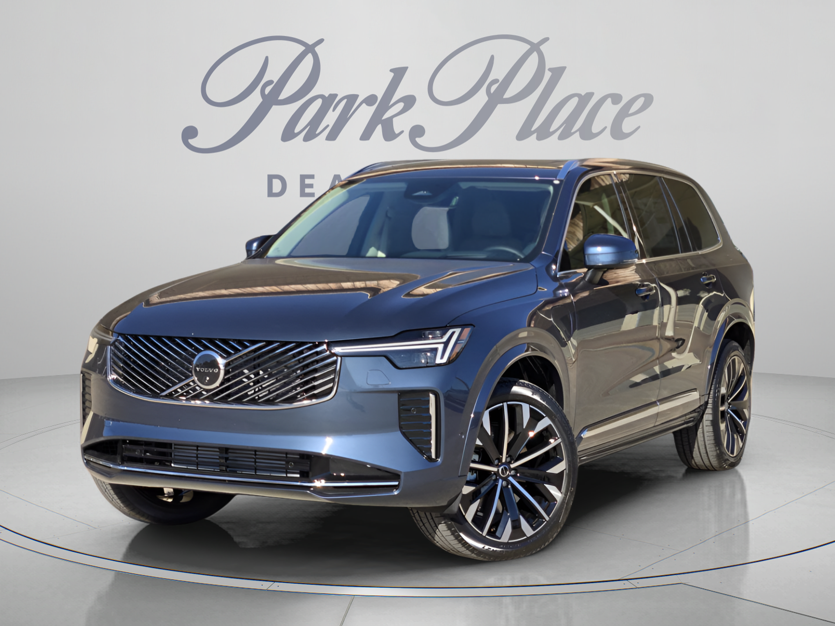  Volvo XC90 plug-in hybrid