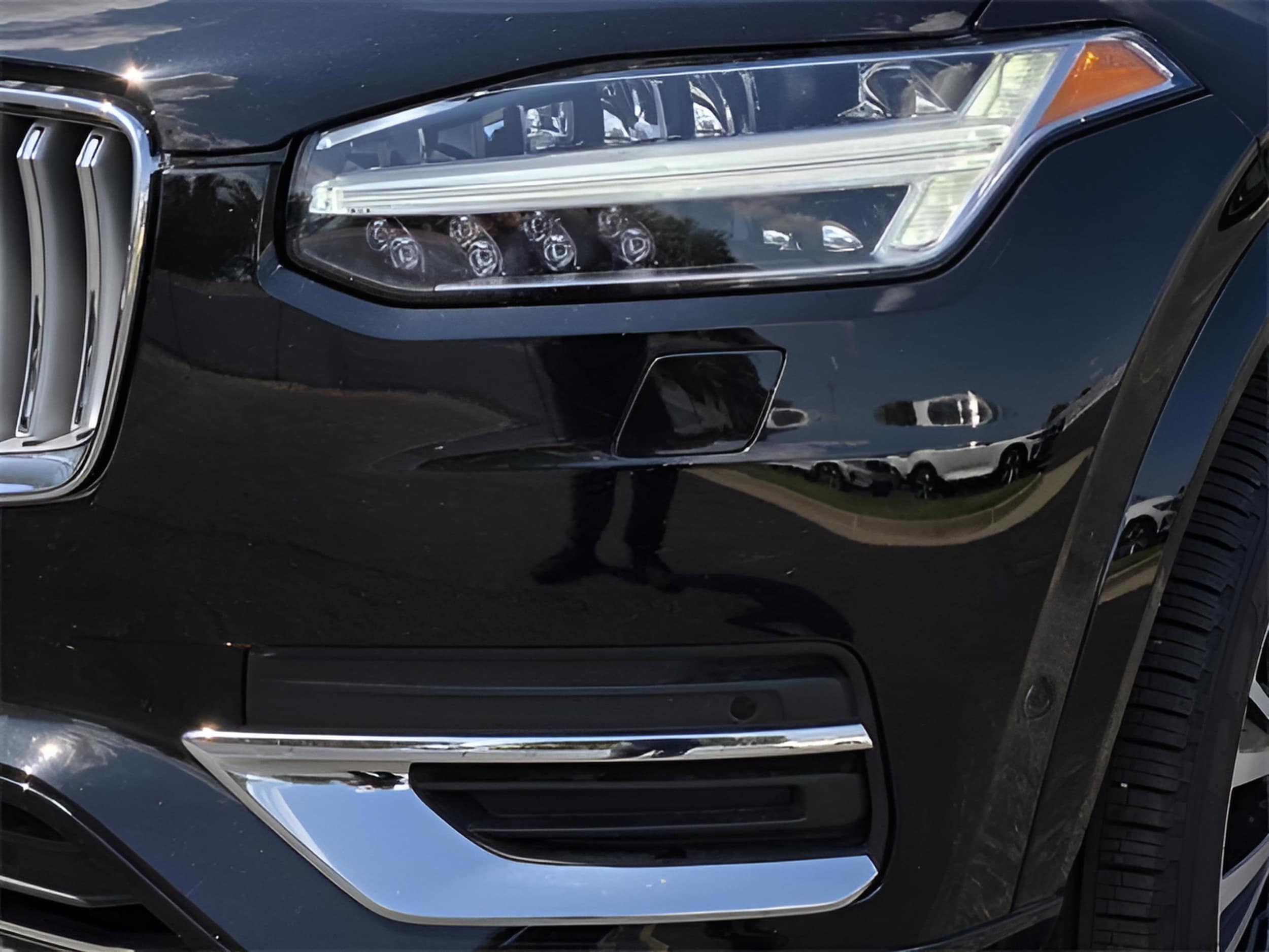 2025 Volvo XC90 Plus - Photo 13