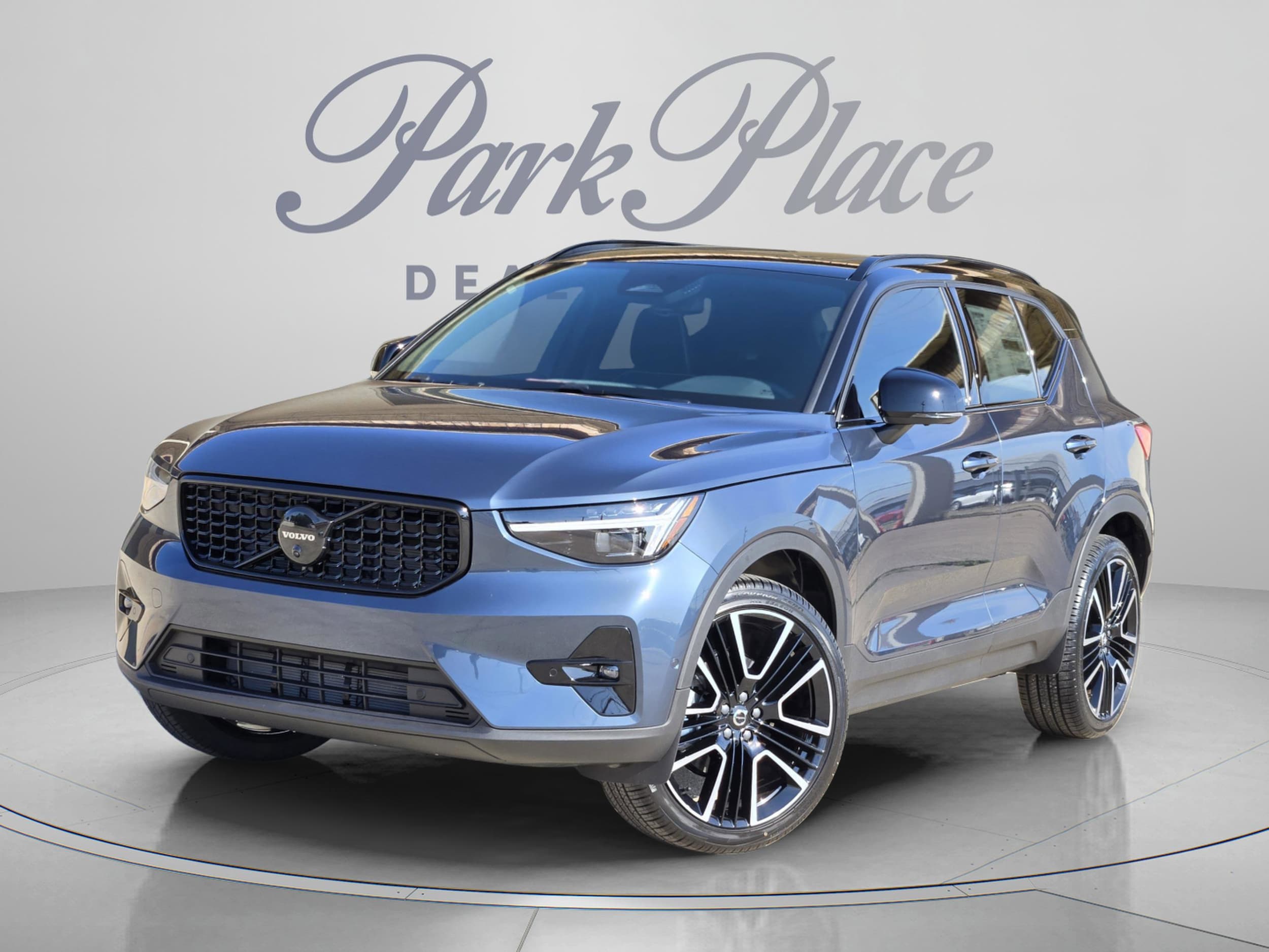 2026 New Volvo XC40 SUV B5 Ultra Black Edition for sale in Dallas
