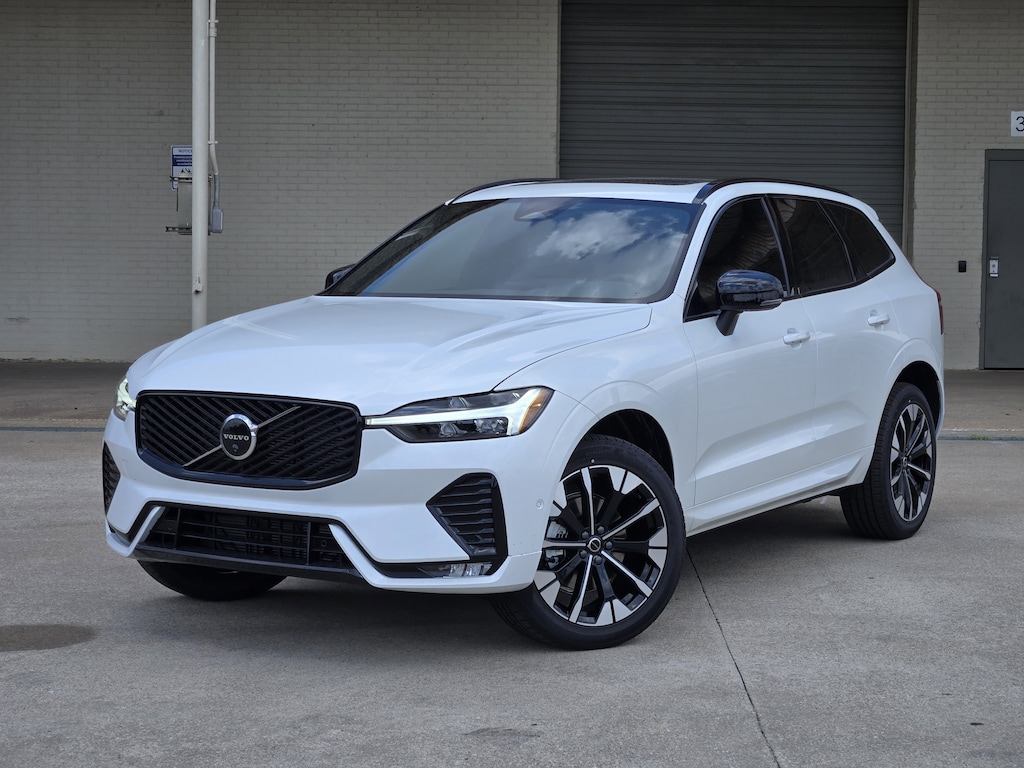 New 2026 Volvo XC60 B5 Plus SUV
