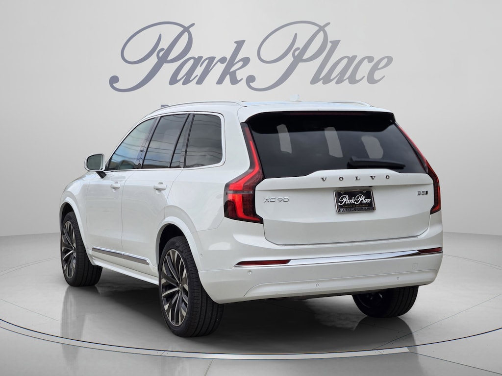 Used 2026 Volvo XC90 B5 Plus SUV