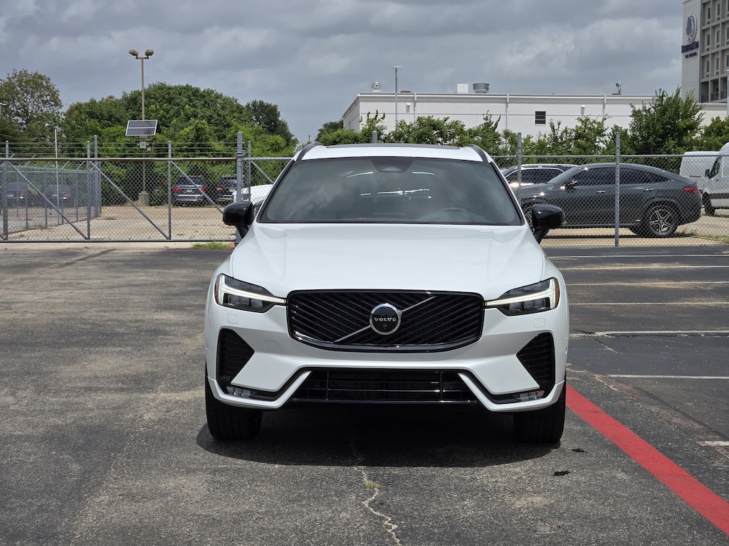 New 2026 Volvo XC60 B5 Plus SUV