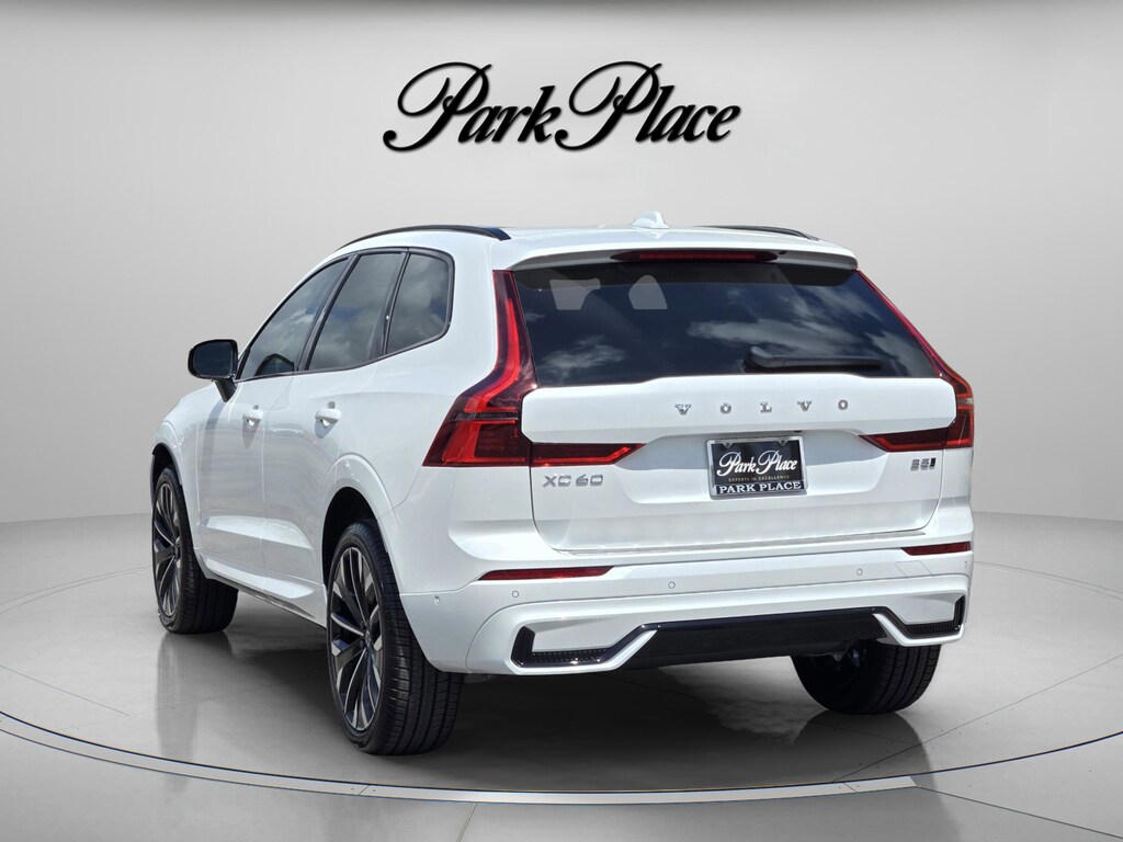 New 2026 Volvo XC60 B5 Ultra SUV