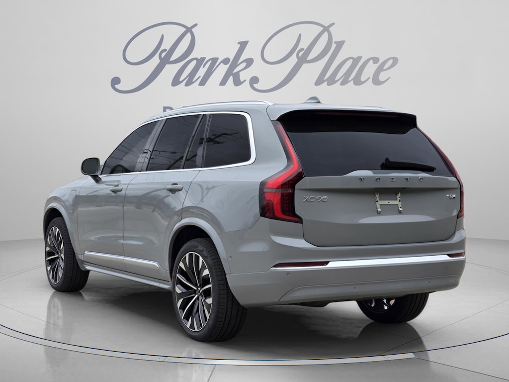 New 2026 Volvo XC90 plug-in hybrid T8 Plus 7-Seater SUV