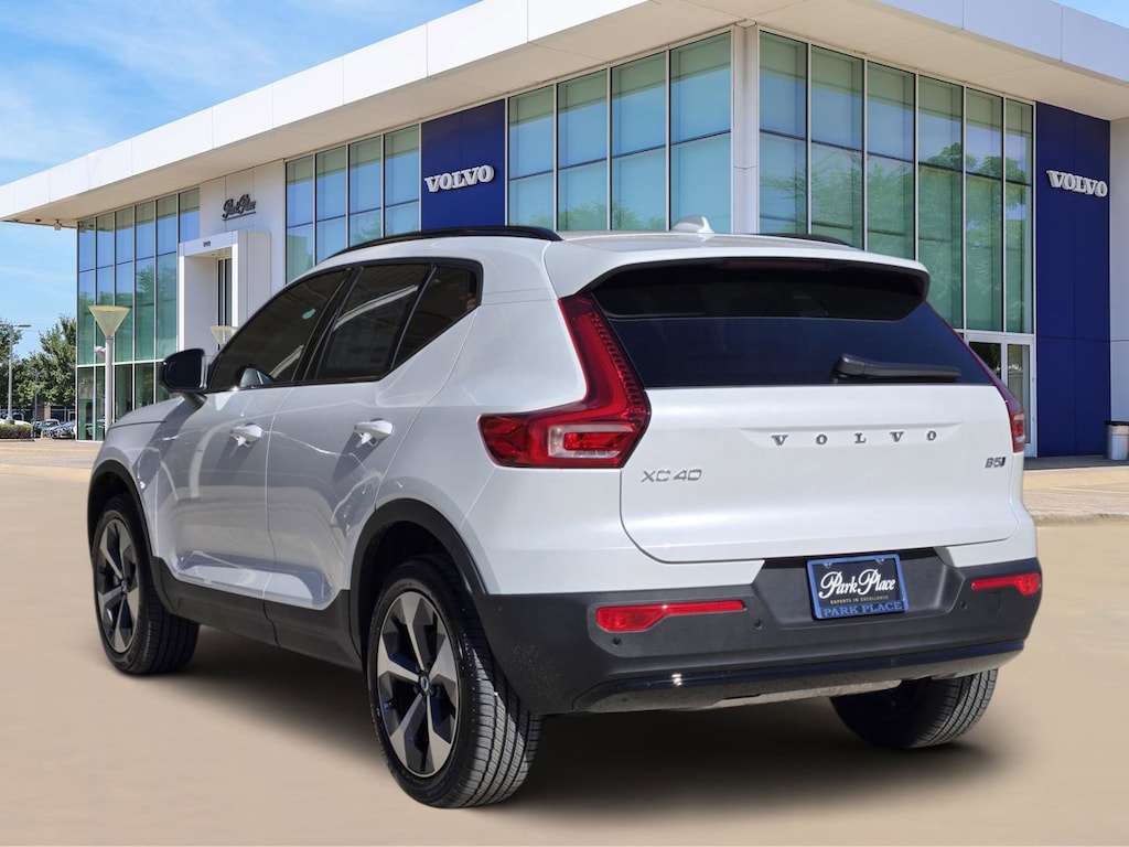 Used 2026 Volvo XC40 B5 Plus SUV