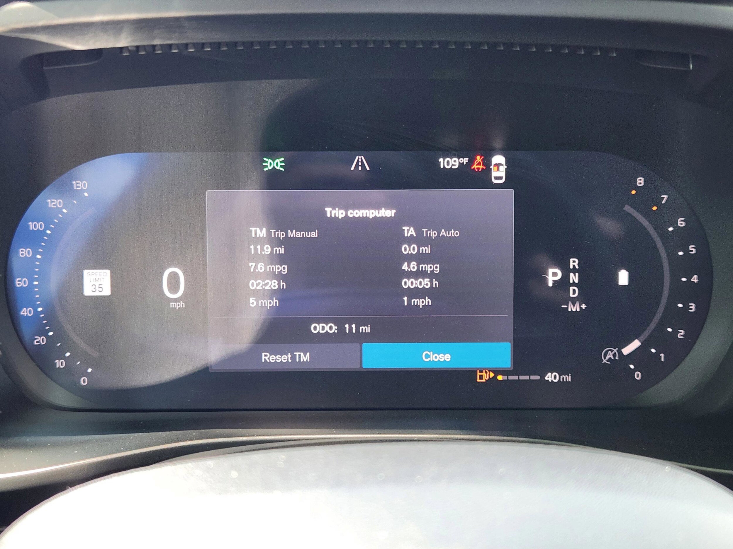 2026 Volvo XC40 Plus - Photo 13