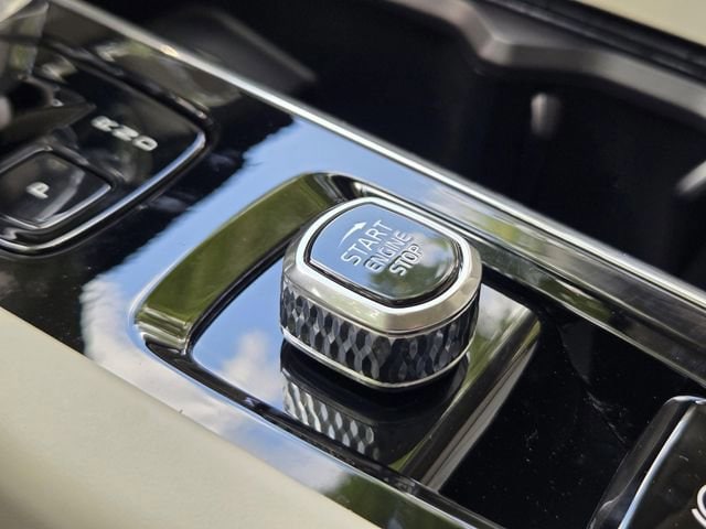 2026 Volvo XC60 Ultra - Photo 33