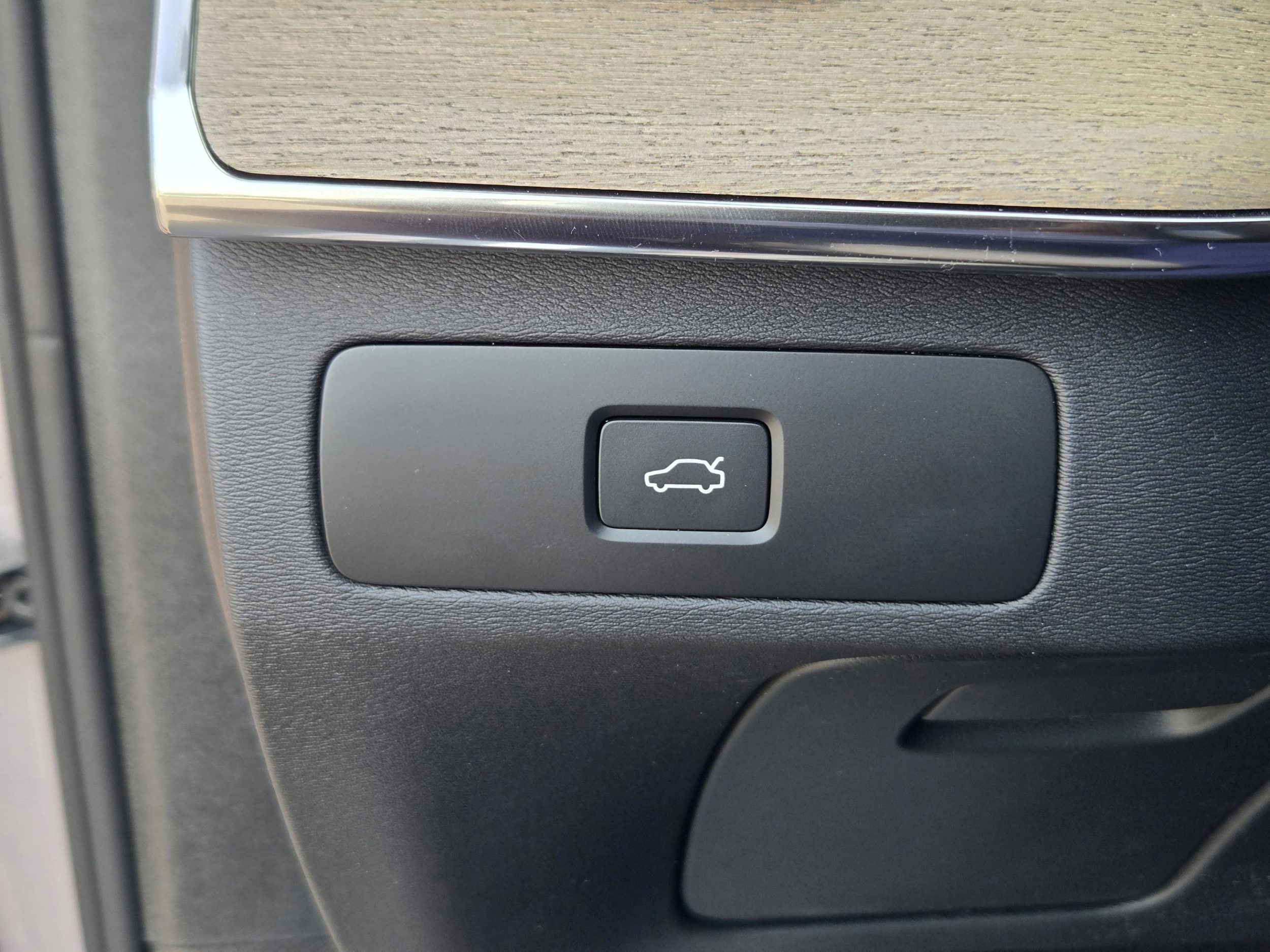 2026 Volvo XC90 Core - Photo 19