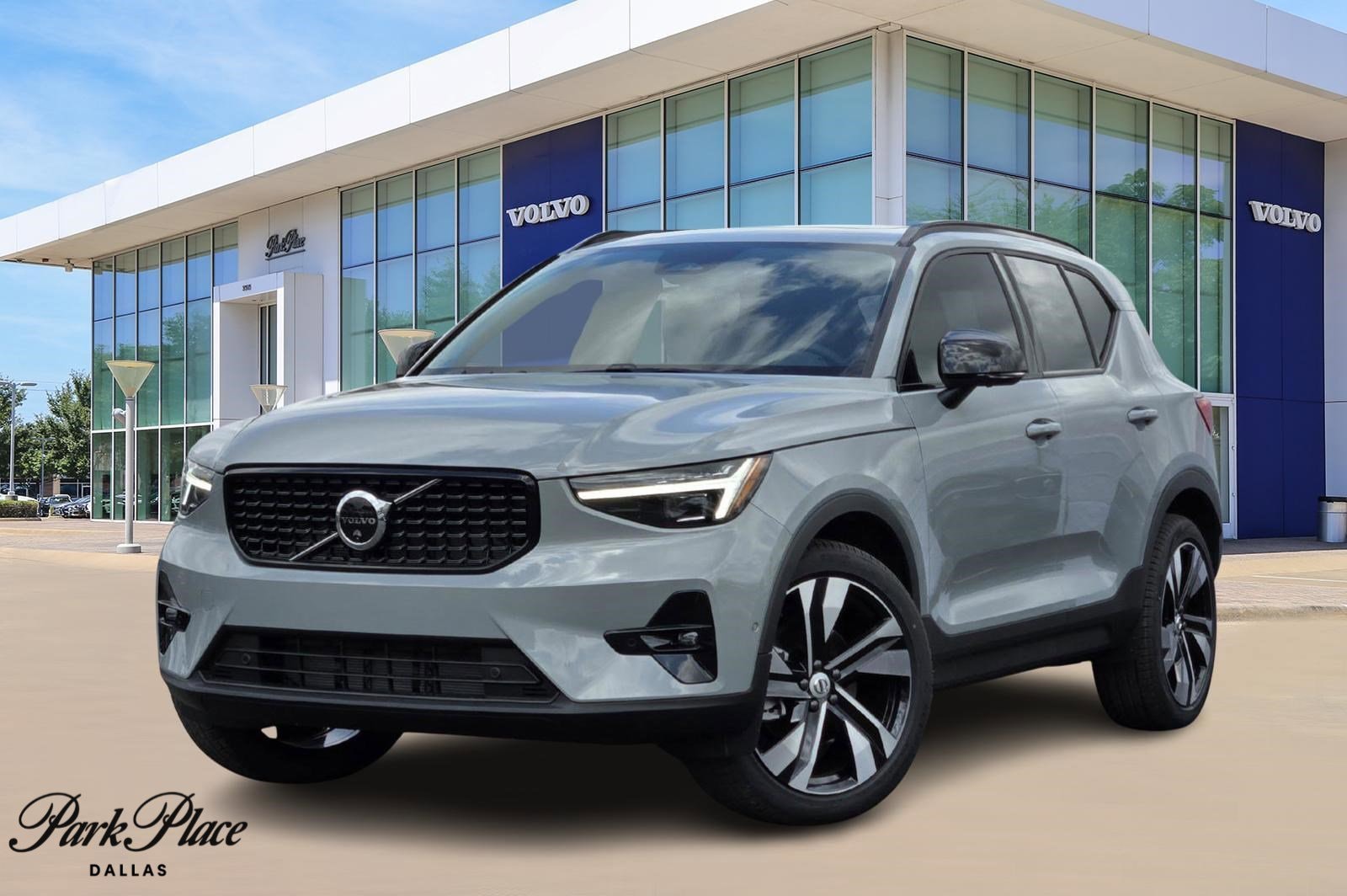 2025 Volvo XC40 Ultra's photo
