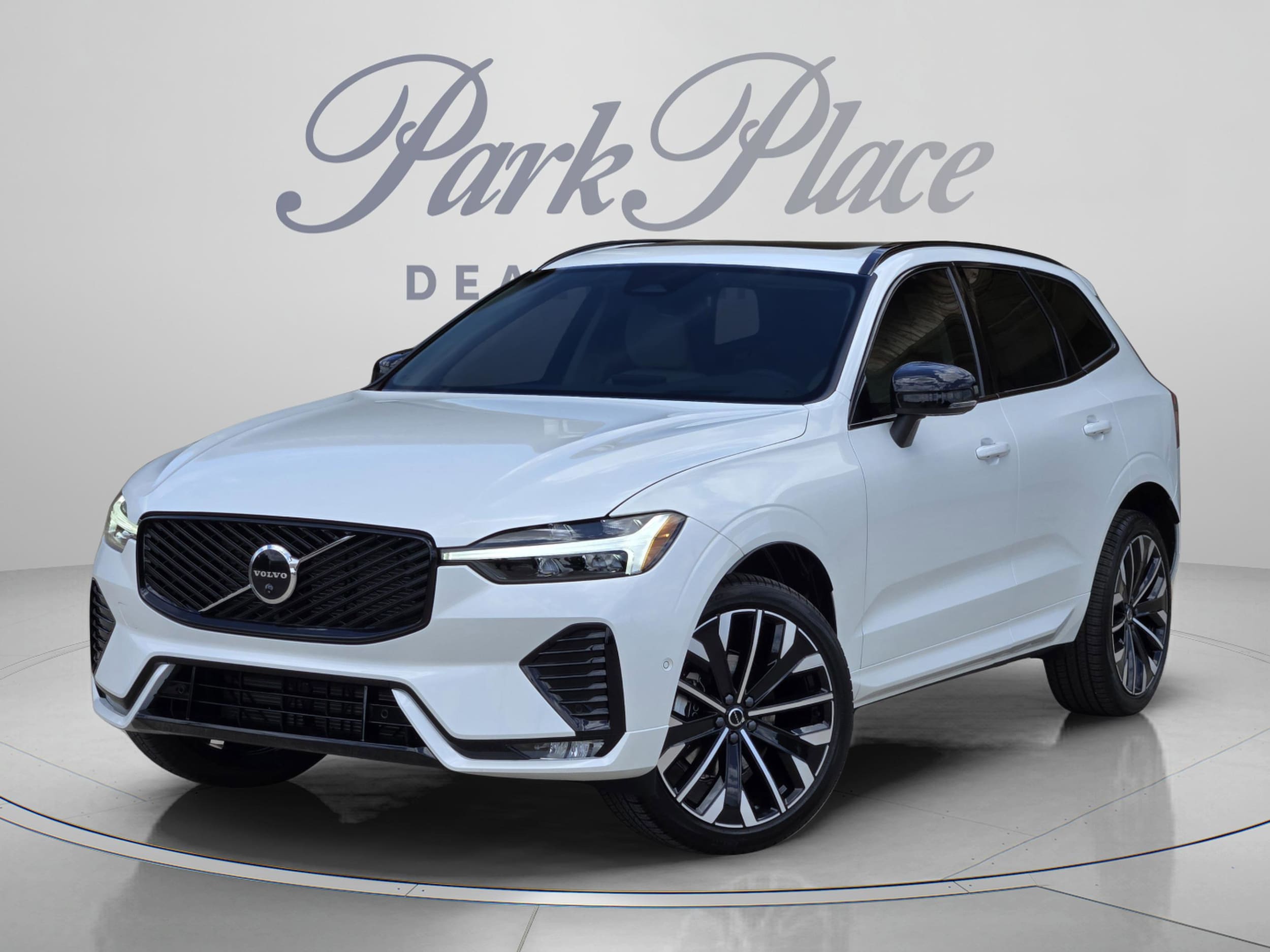 2026 Volvo XC60 B5 Ultra Dark AWD's photo
