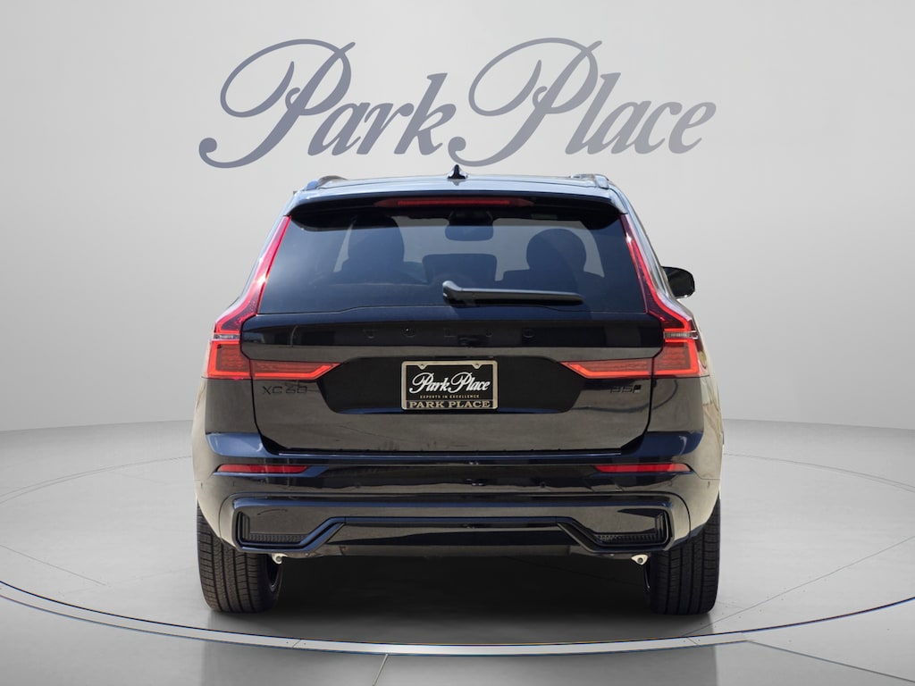 New 2026 Volvo XC60 B5 Ultra Black Edition SUV