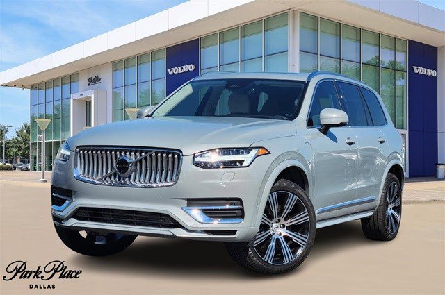 2025 Volvo XC90 Ultra's photo