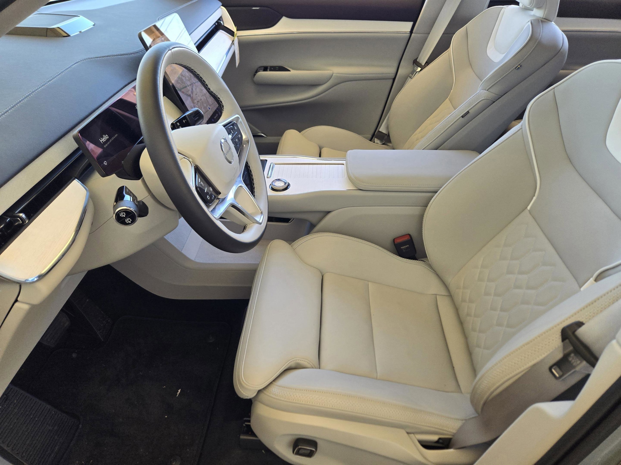 2025 Volvo EX90 Ultra - Photo 11