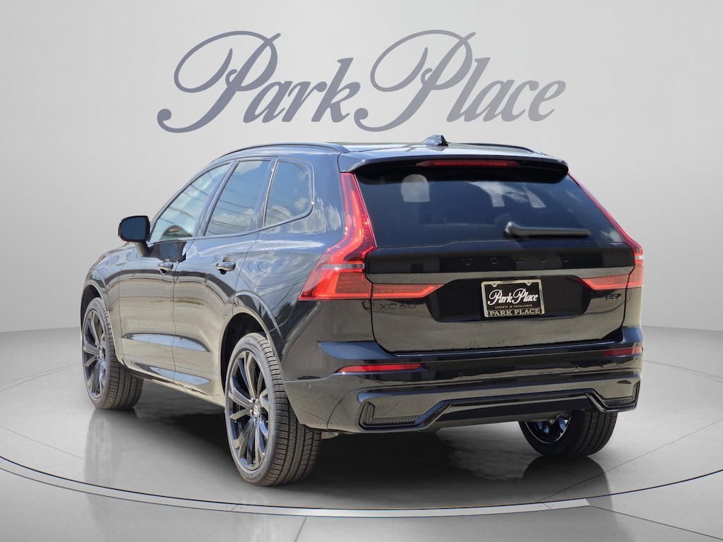 New 2026 Volvo XC60 B5 Ultra Black Edition SUV