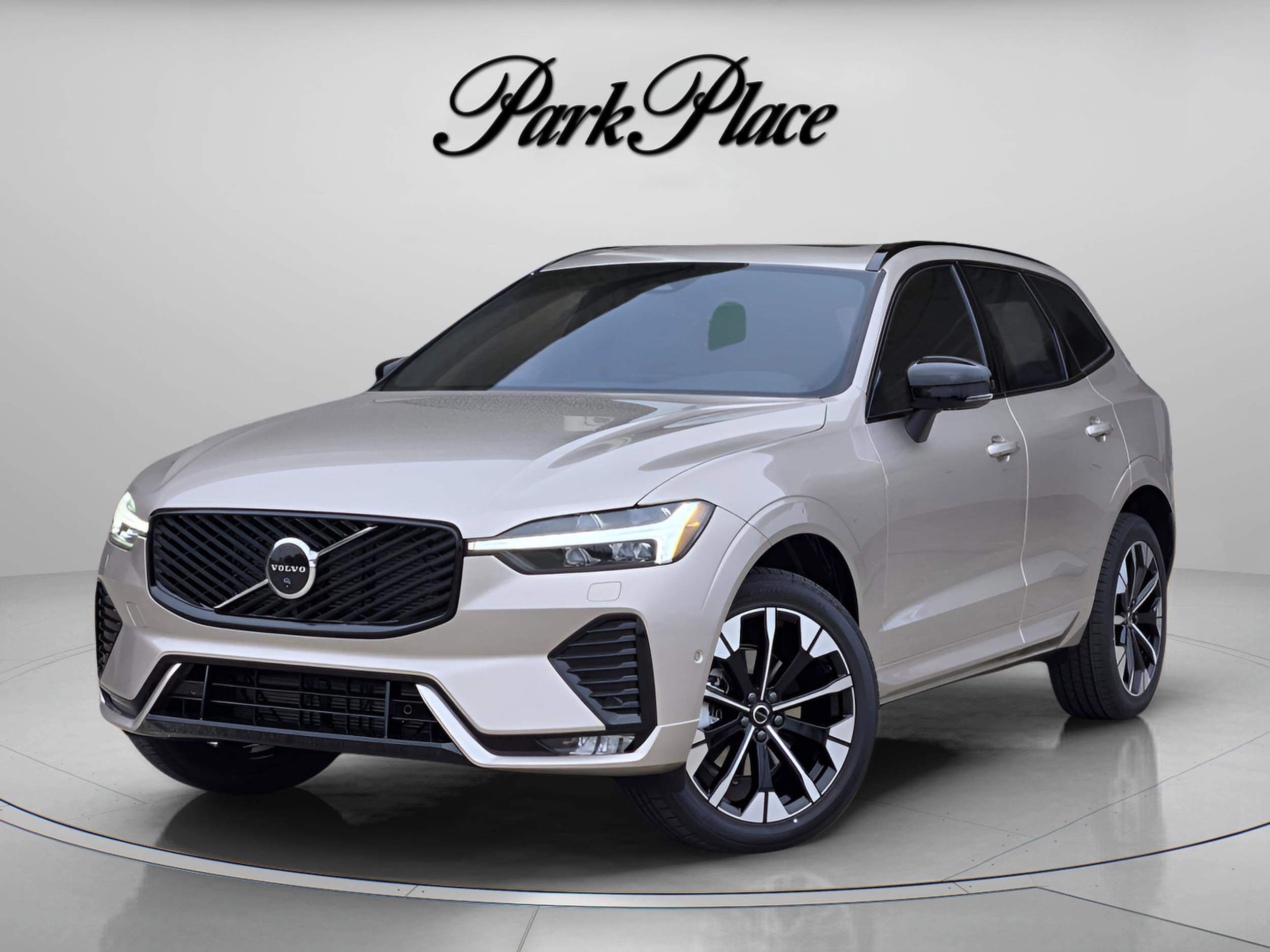 2026 Volvo XC60 B5 Plus Dark AWD's photo