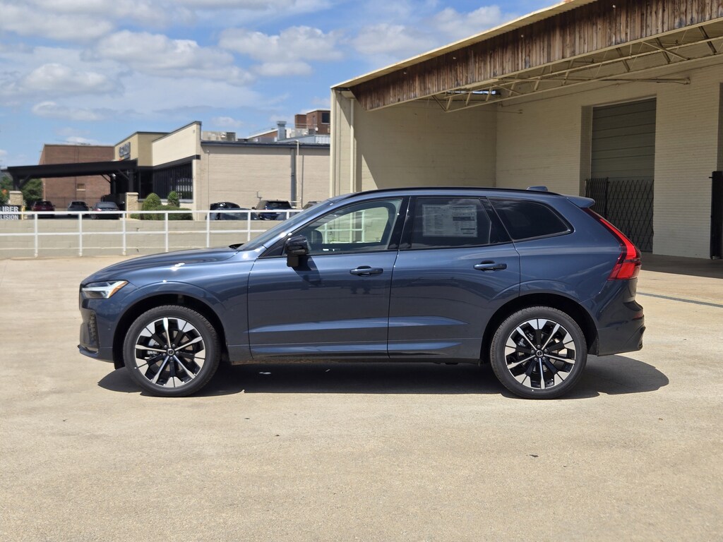New 2026 Volvo XC60 B5 Plus SUV