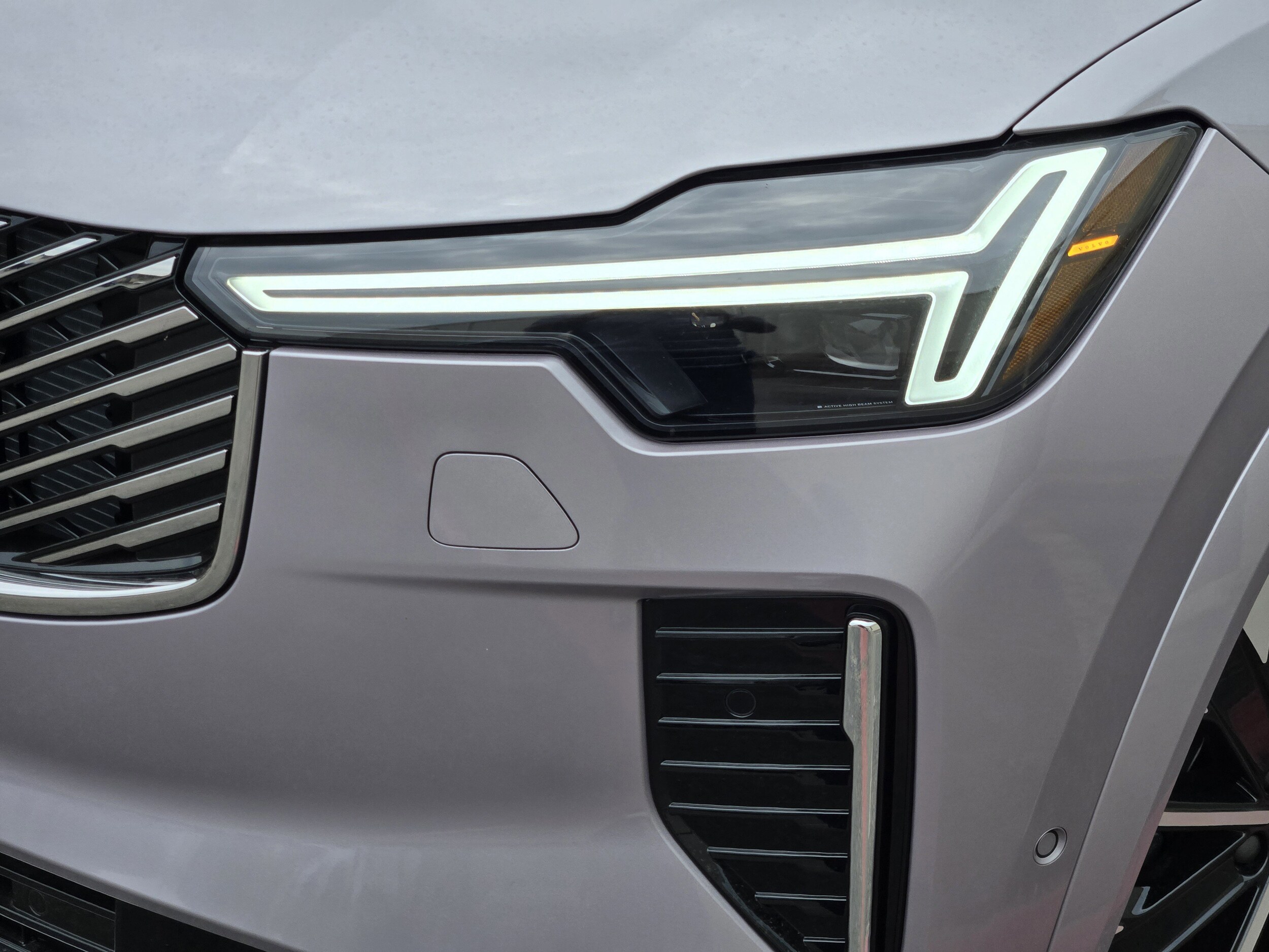 2026 Volvo XC90 Plus - Photo 10